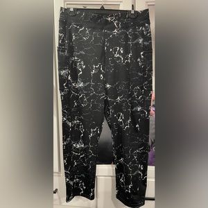 PopFit Calf-Length leggings. 2XL. Worn twice.